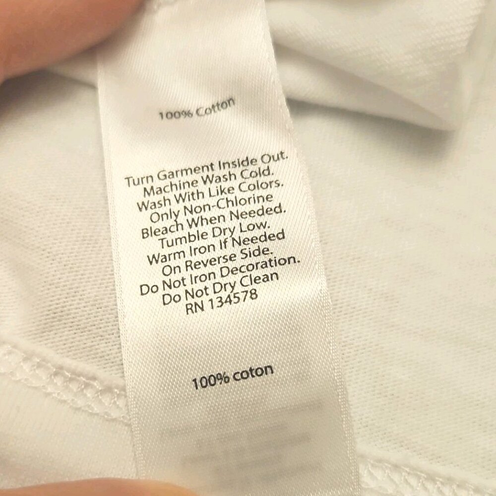 Vineyard Vines Valentines Heart Whale Long Sleeve  Pocket Shirt, White, Size XL - Picture 8 of 8